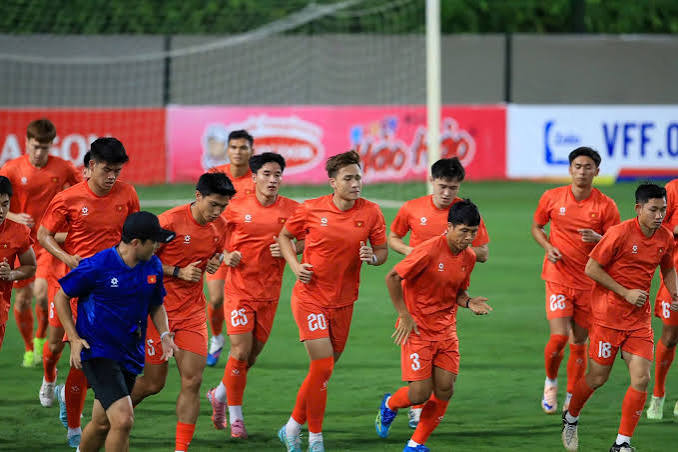 Báo Campuchia Chỉ Mặt 5 Ngôi Sao đặc Biệt Của ĐT Việt Nam | OK9 - CAVON